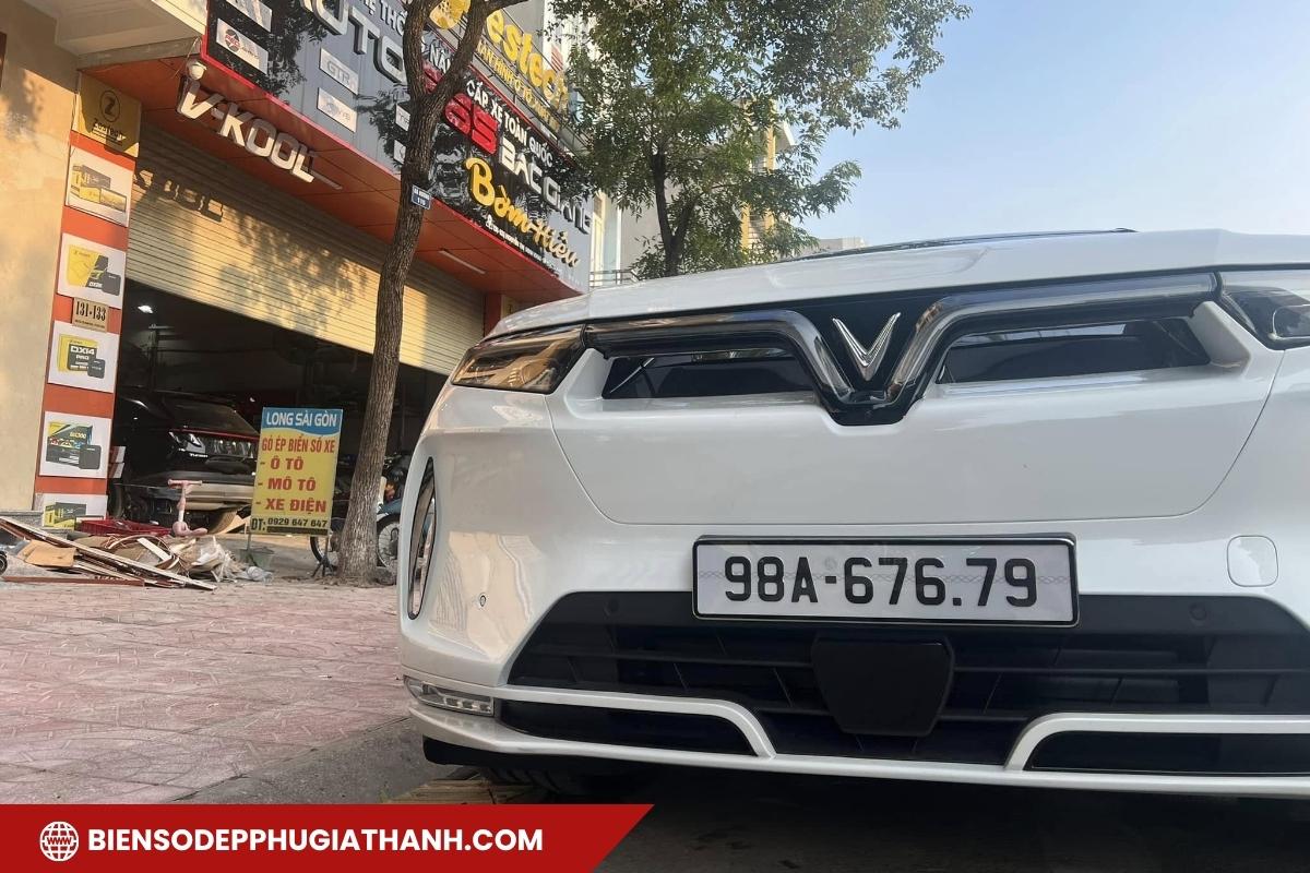 Biển số ô tô ngũ quý 98