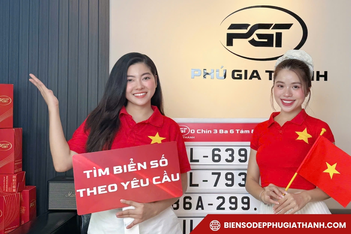 Nhân viên tư vấn tại công ty Biển số đẹp Phú Gia Thành