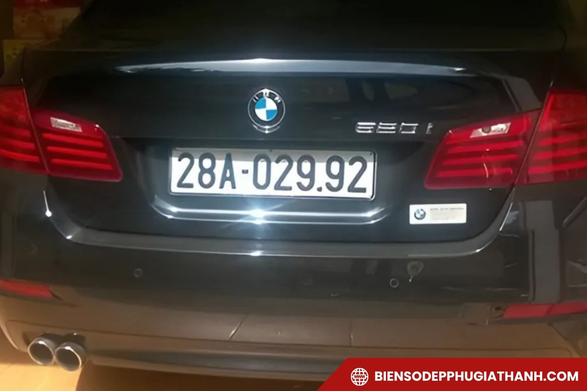 Biển số đẹp Phú Thọ gắn lên xe ô tô 