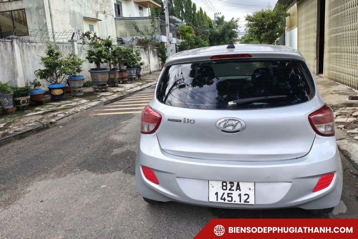Xe ô tô di chuyển gắn biển số xe Quảng Ngãi